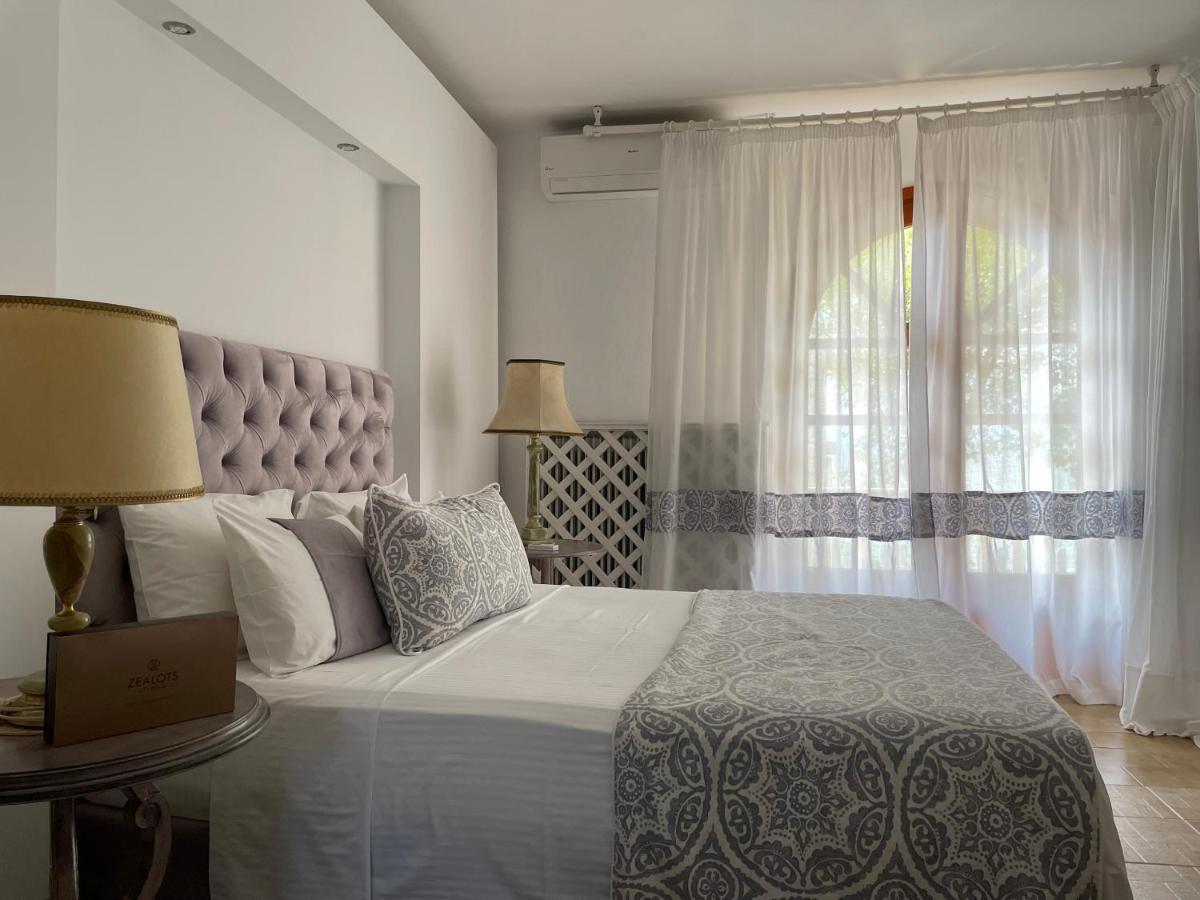 Byblos Mare-The Exclusive Beach Front Villa Skala Sotiros Eksteriør bilde